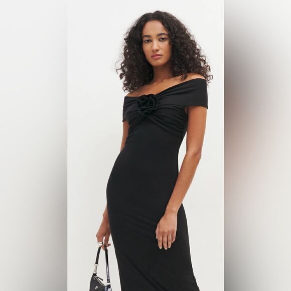 Reformation Fiorello Rosette Off The Shoulder Maxi Dress Medium NEW - Picture 2 of 10